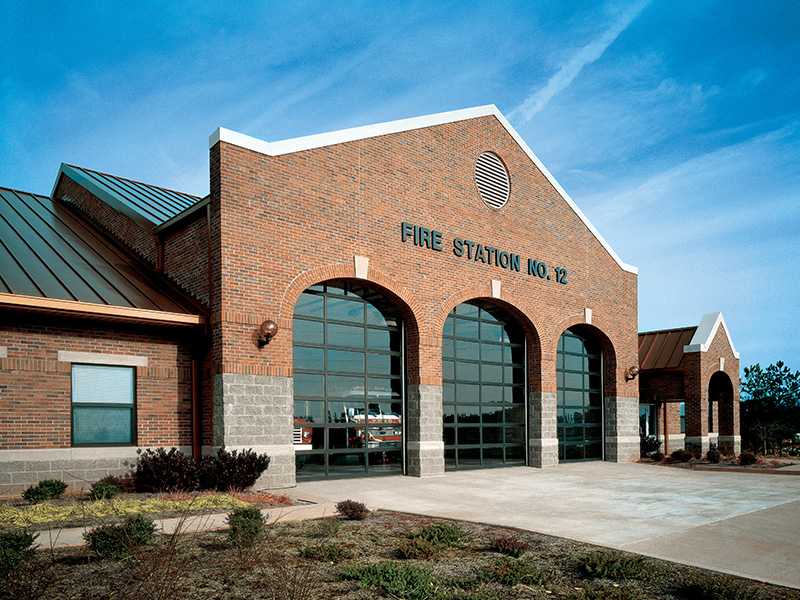 glass-commercial-doors-at-municipal-fire-station