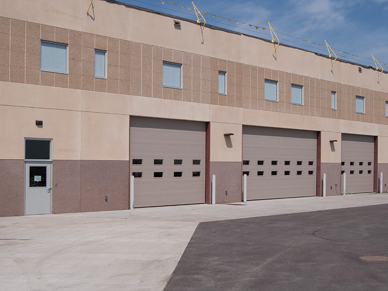 Commercial Overhead Doors Rolling And Sectional Steel Doors Dh Pace