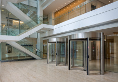 revolving-security-doors-for-pedestrian-traffic-control