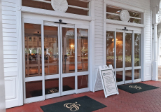 Orlando Florida Automatic Sliding Doors outside