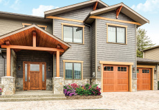 insulated-contemporary-wood-grain-fiberglass-garage-door