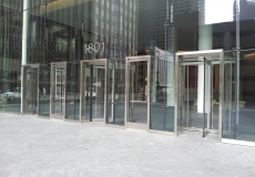 Revolving-Doors Revolving-Doors