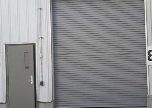 overcoming-tight-installation-space-for-a-combination-rolling-steel-door